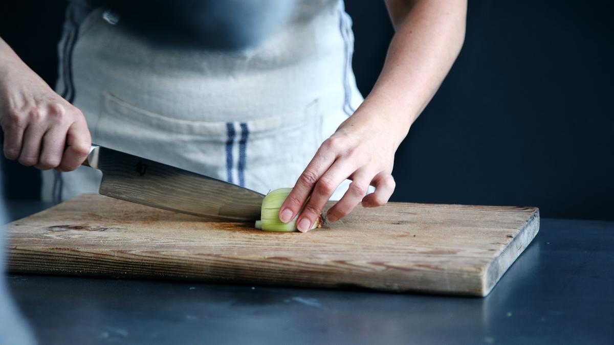 Cara Menghilangkan Bau Amis pada Talenan, Dijamin Dapur Kembali Segar dengan Bahan Sederhana