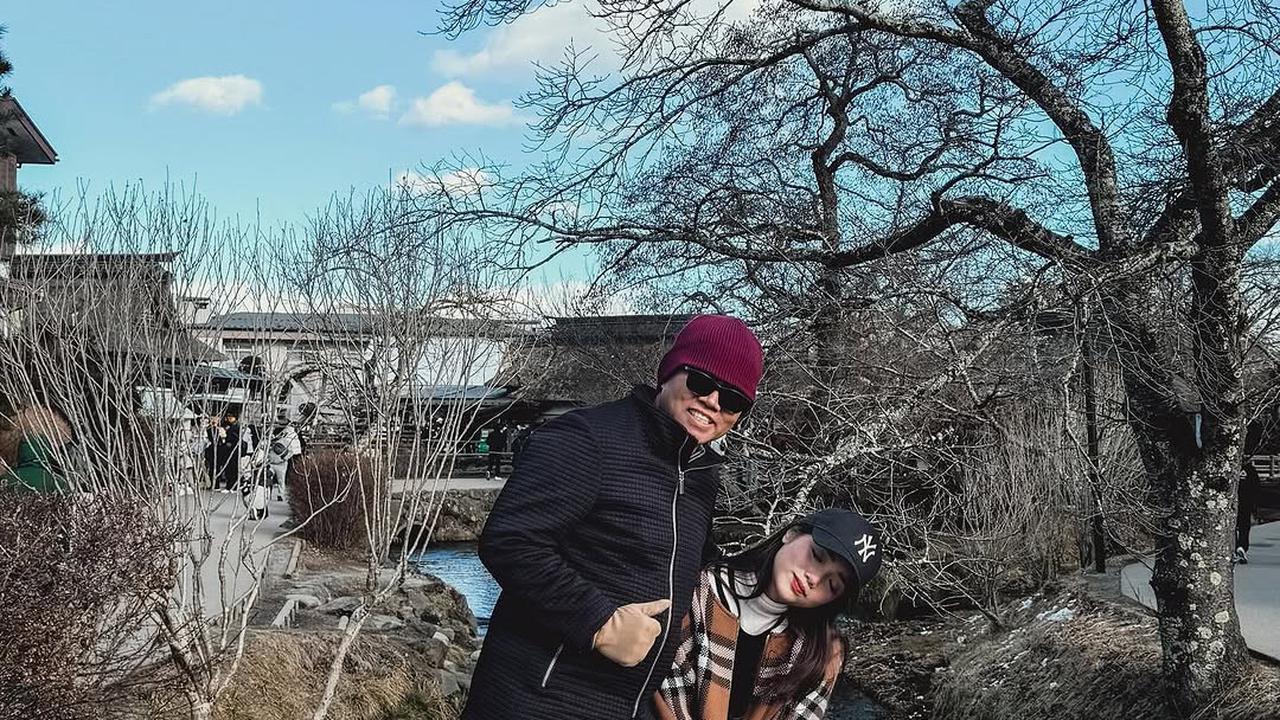 Potret Liburan Seru Fuji An dan Keluarga di Jepang, Aksi Gala Sky Bikin Gemas Netizen