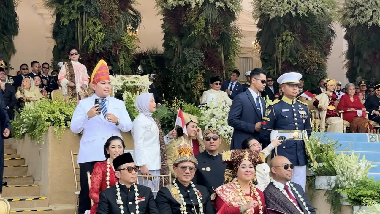 Iriana Jokowi dan Titiek Soeharto Kompak Ikut Joget Diiringi Lagu Tabola Bale
