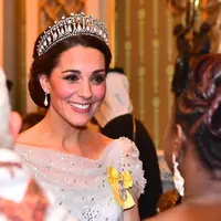 Kate Middleton tampil super stunning dia acara Diplomatic Reception di Istana Buckingham. (Foto: instagram.com/kensingtonroyal)