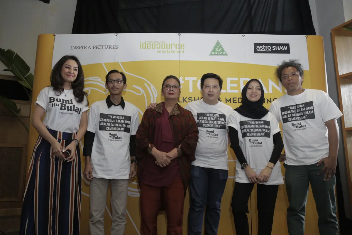 Film Bumi Itu Bulat