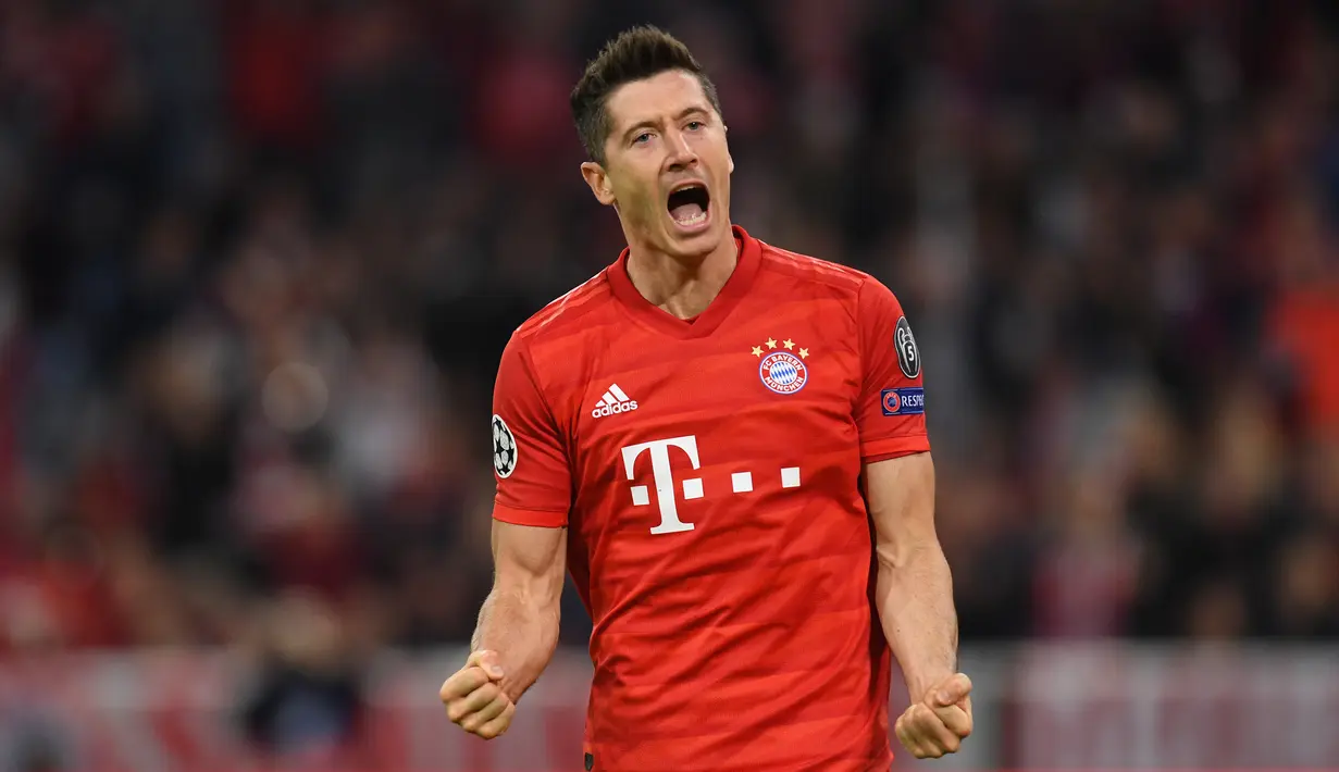 Torehan 11 gol Lewandowski juga menyamai rekor Cristiano Ronaldo sebagai pencetak gol terbanyak dalam semusim Liga Champions. (AFP/Christof Stache)