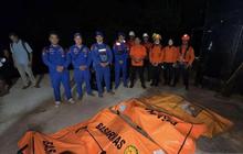Tragis, Empat ABK Meninggal Dunia Terpapar Gas Beracun Usai Terjebak di Manhole Kapal