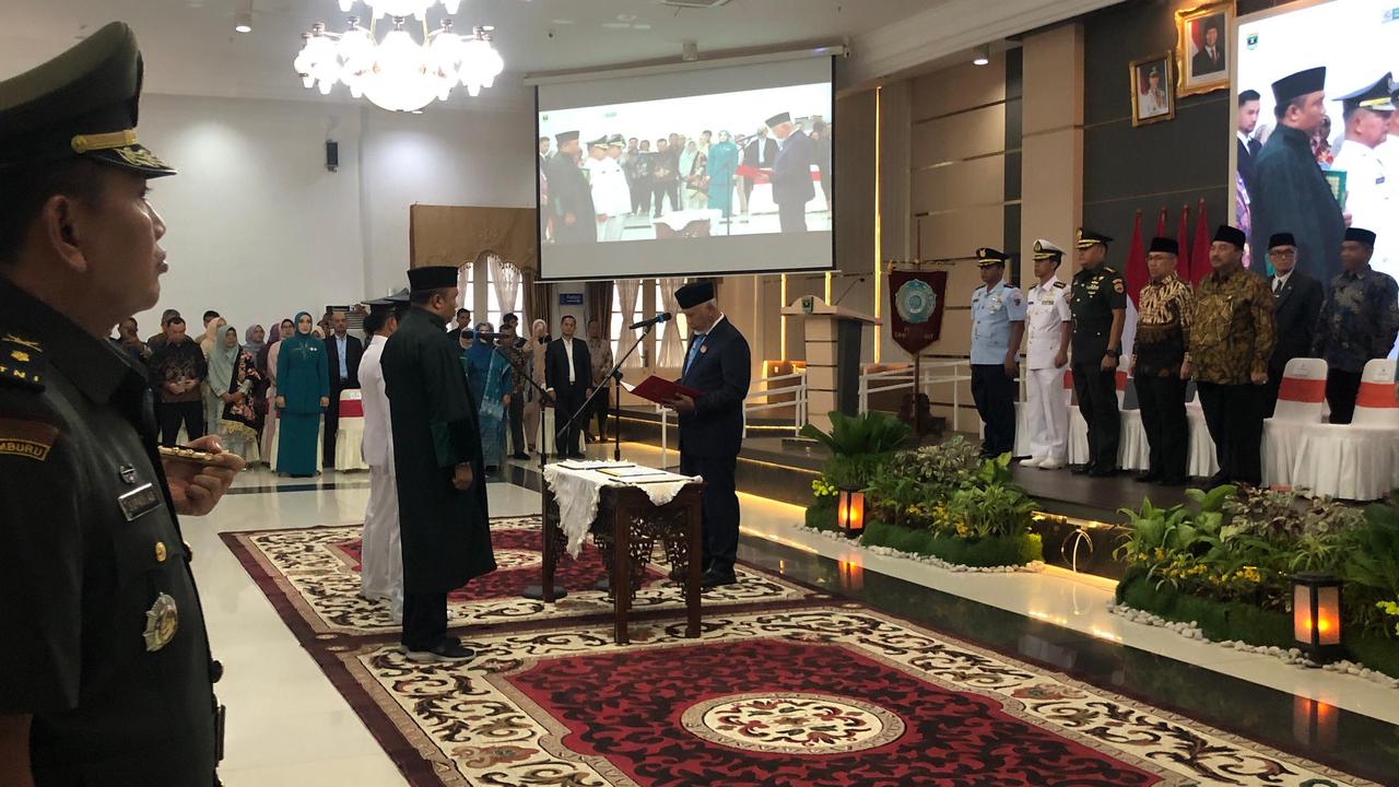 Gubernur Sumbar Lantik Welly-Parulian Dilantik Sebagai Bupati-Wabup Pasaman Usai Menang PSU