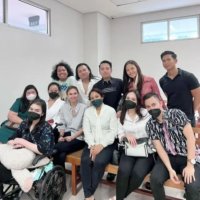 Laura Anna Meninggal Dunia, Ini 10 Potret Kenangan dan Ucapan Duka Selebriti