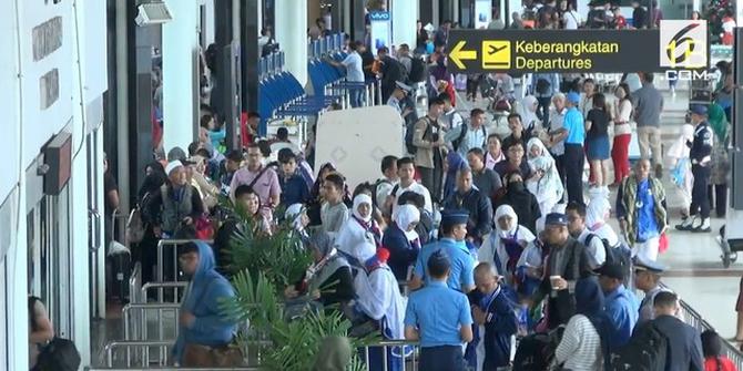VIDEO: Penumpang Melonjak, Maskapai Sediakan Penerbangan Tambahan