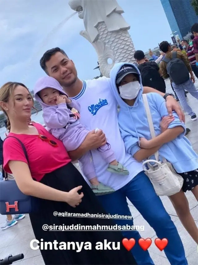 [Fimela] Zaskia Gotik