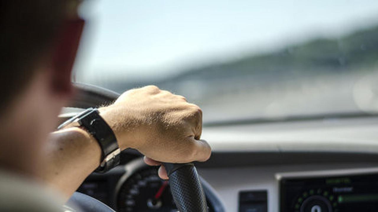 Telkomsel buat T-Drive awasi sopir ugal-ugalan