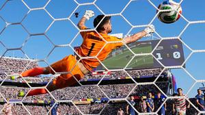 FOTO: Amerika Serikat Taklukkan Bosnia 2-0