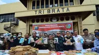 Komisi III DPR Saksikan Pemusnahan Barang Bukti di Polda Jatim