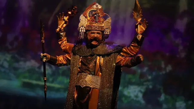 Pentas Slamet Rahardjo bersama Teater Koma di Goro-Goro Mahabarata 2