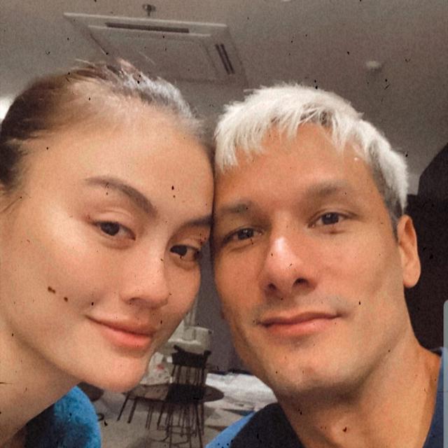 Agnez Mo Kirim Ciuman Virtual Dan Tanda Hati Buat Raphael Maitimo Ini 6 Potretnya Showbiz Liputan6 Com