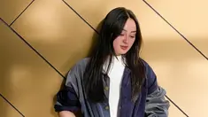 Pemilik nama asli Citragama Prameswari ini memang selalu tampil menawan. Ia kerap menggunakan baju putih dengan outer berwarna gelap. Rambut hitamnya yang terurai membuatnya makin anggun. (Liputan6.com/IG/@memes_prameswari)
