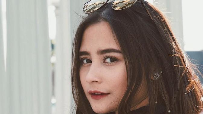 3 Gaya  Hairstyling Prilly Latuconsina Ini Cocok untuk Tipe  