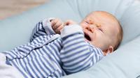 ilustrasi bayi menangis saat bangun tidur/copyright freepik.com/pch.vector