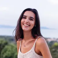 Menarik dan menawan./Copyright&nbsp;freepik.com/author/kroshka-nastya