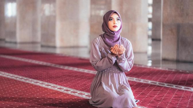 Amalan Mudah Penghapus Iri Dengki: Panduan Praktis untuk Hati Tenang