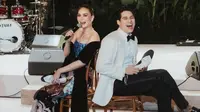 Gaun Unik Luna Maya di After Party, Ada Lukisan Kedua Orangtuanya Dirancang Yefta Gunawan. (Dok: IG @thebridedept)
