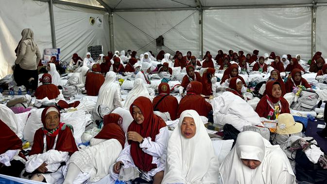 Suasana Jelang Wukuf di Arafah Jemaah Haji Indonesia