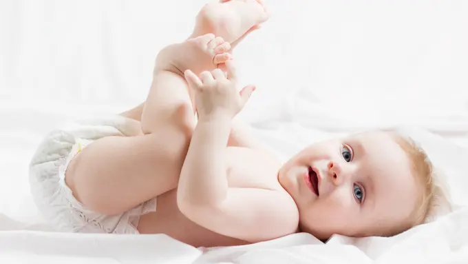 [Bintang] Jangan Asal, Begini Cara Mengganti Popok yang Benar