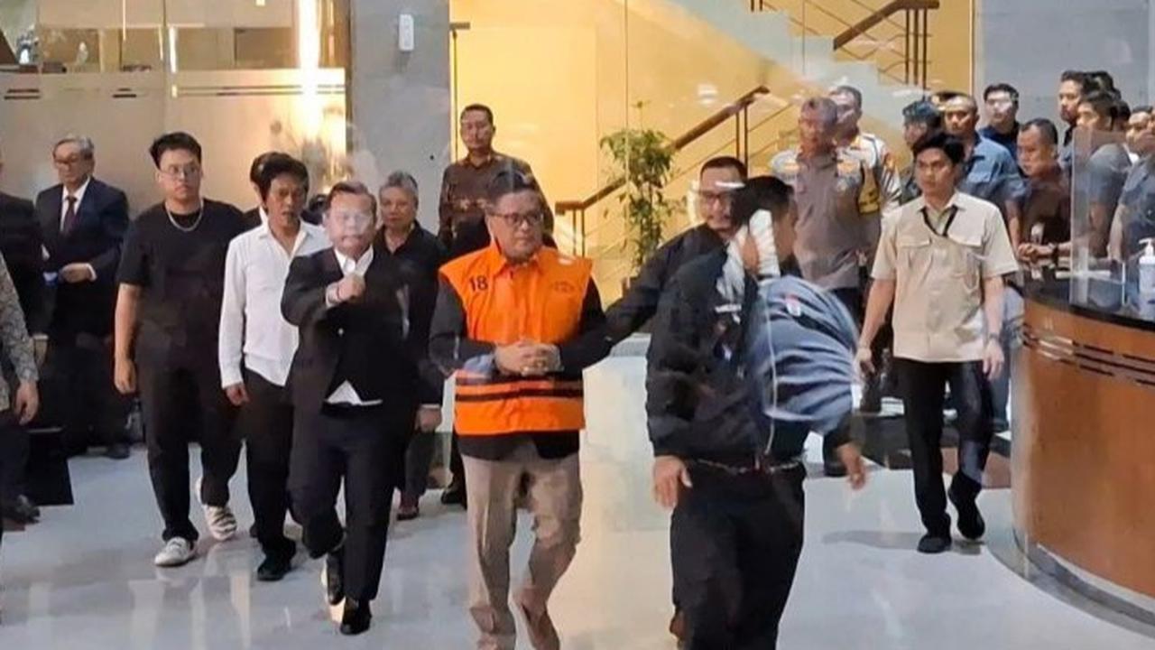 VIDEO: Koar-Koar Hasto Kristiyanto Ditahan KPK "Periksa Keluarga Jokowi!"