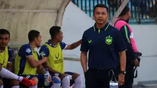 Pelatih PSIS, Jafri Sastra. (Bola.com/Ronald Seger Prabowo)