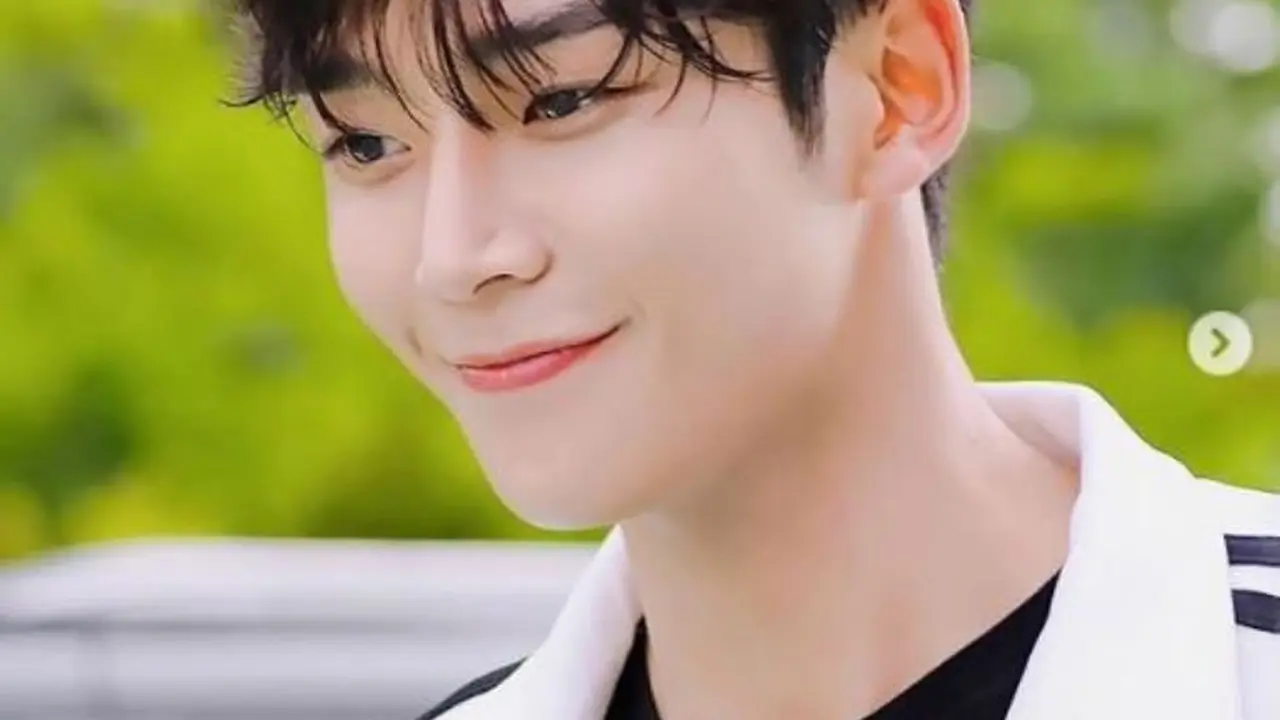 Rowoon SF9 (Foto: Instagram/@sf9_rowoon)