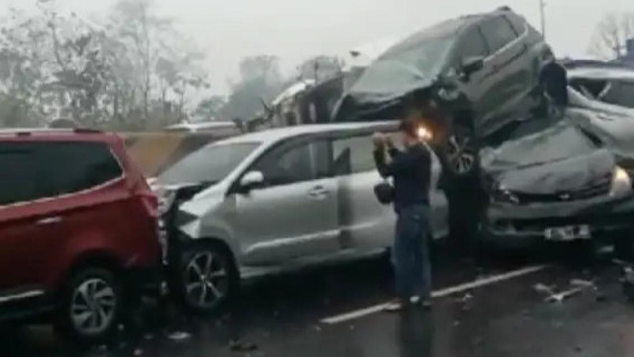Update Kecelakaan Tol Cipularang: Satu Korban Luka Dirujuk ke RSPAD