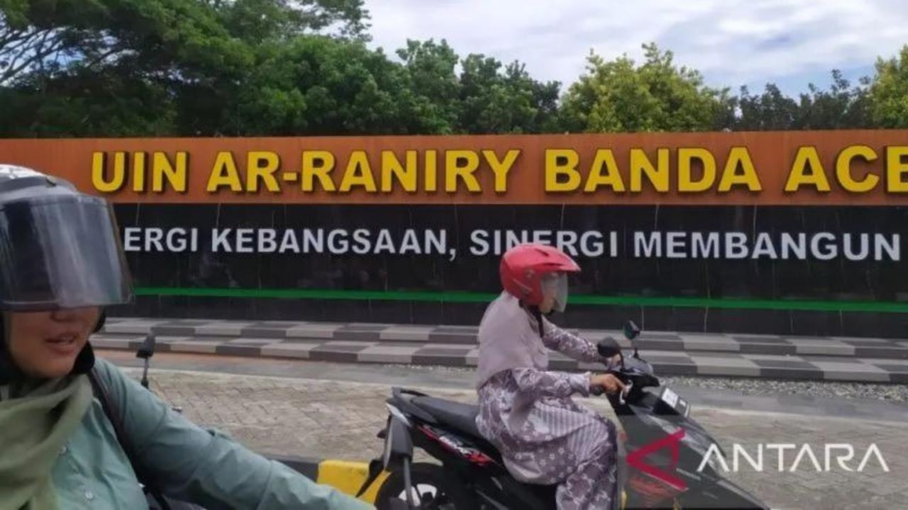 UIN Ar-Raniry Dinobatkan Jadi Kampus Riset Terbaik di Luar Jawa Versi SIR 2025
