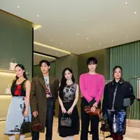 Pada 28 Agustus 2026 lalu, Prada mengadakan coktail party untuk merayakan pembukaan Butik Prada Paragon Singapura yang baru direnovasi. Dihadiri selebritas Asia dari  Karina Aespa, Hwang In-Youp, Raisa Andriana, Tatjana Saphira, hingga Meerqeen. / Foto dok: Prada.