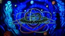 Pengunjung memasuki ruangan yang memunculkan sistem tata surya buatan dalam pameran 'Tricked! - The Spectacular Illusion Exhibition' di Kastil Augustusburg, Jerman, 1 Oktober 2019. Pameran menghadirkan karya seniman Meksiko Yunuen Esparza yang mulai dibuka pada 5 Oktober 2019. (AP/Jens Meyer)