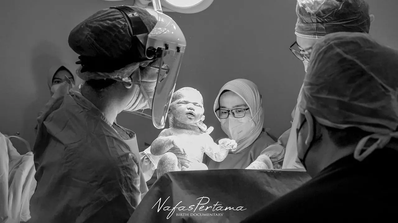 [Fimela] Rosiana Dewi dan Handika Pratama