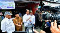 Presiden Republik Indonesia, Joko Widodo atau Jokowi, meninjau Pasar Kawat, Jalan Veteran, Kota Tanjungbalai, Sumatera Utara (Foto: Istimewa)