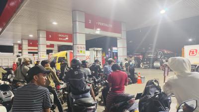 Cerita Barista Kopi Antre hingga Subuh Demi Setetes Pertalite