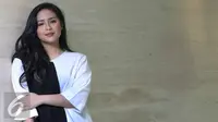 Bahagianya Gita Gutawa Resmi Lulus S2 dalam Waktu Setahun Kuliah