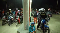Aturan Baru, Tidak Boleh Isi Bensin Kalau Tak Pakai Helm