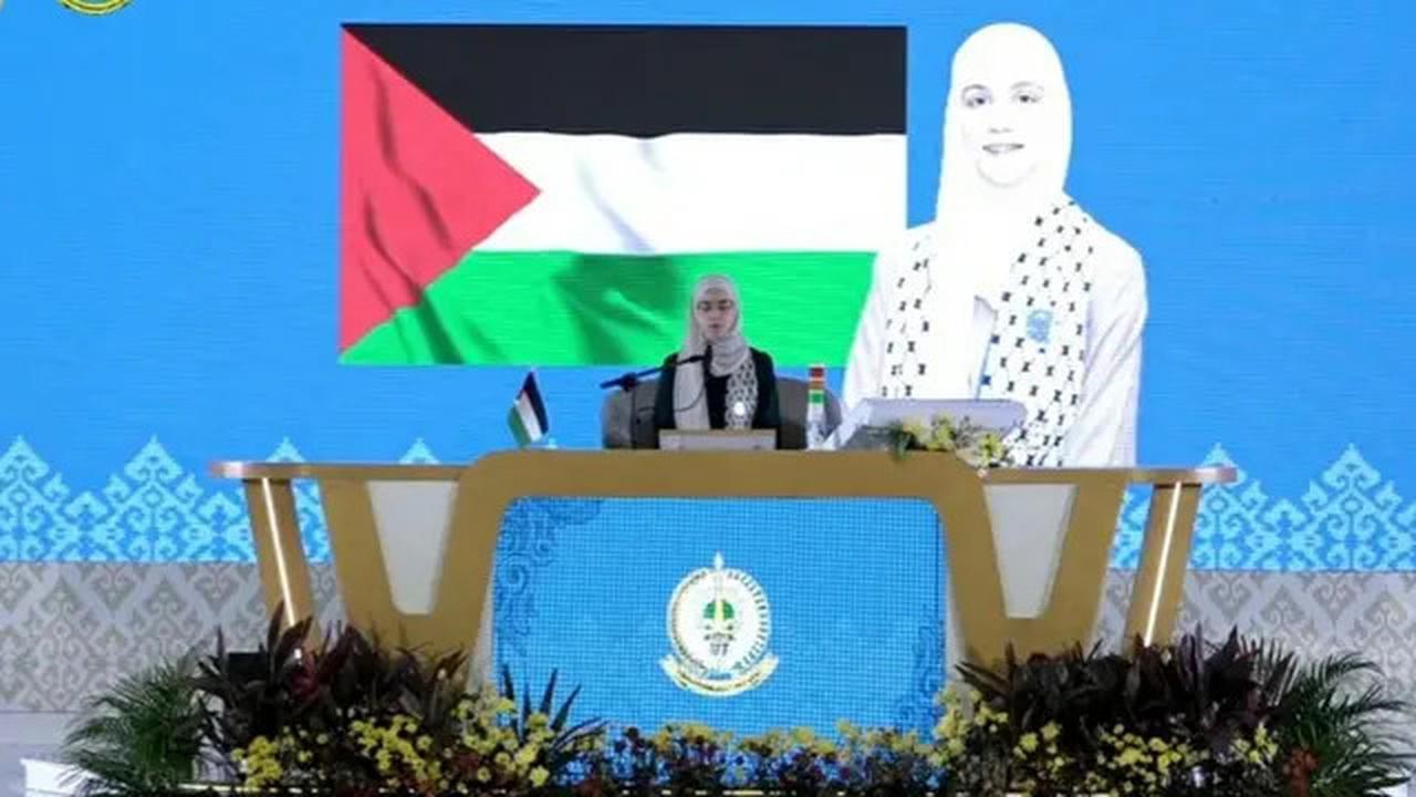 Cerita Perjuangan Hafizah Palestina Menghafal Al-Qur'an di Tengah Konflik Israel