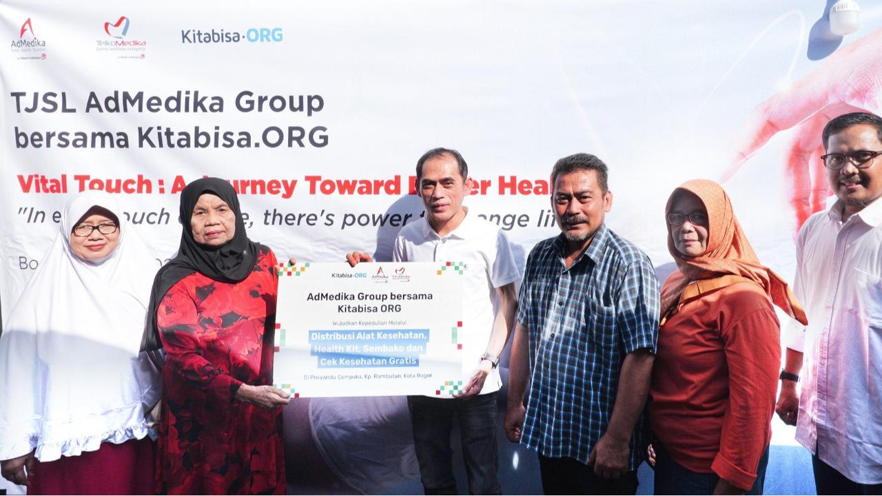 AdMedika Gandeng Kitabisa.org Beri Layanan Test Mini MCU bagi Warga Kampung Rambutan Bogor