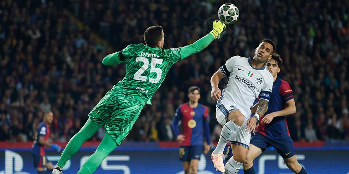 Wojciech Szczesny Realistis Soal Statusnya di Barcelona