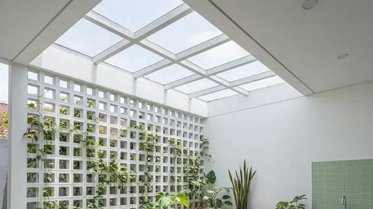 12 Inspirasi Dapur Outdoor Lahan Sempit dengan Meja Cor Minimalis Tren 2025