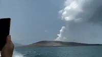 Anak Krakatau Mendadak Tenang Usai Teror Abu