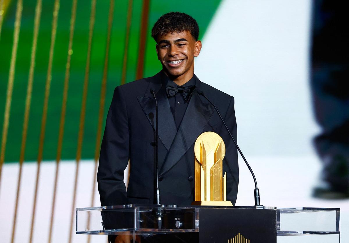 Lamine Yamal Raih Kopa Trophy 2024