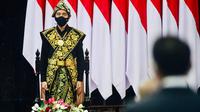 Presiden Jokowi mengenakan baju adat Sabu dari Nusa Tenggara Timur (NTT) saat menghadiri sidang tahunan MPR, Jumat (14/8/2020). (dok Biro Pers Sekretariat Presiden)
