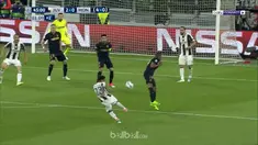 Berita video gol sensasional Dani Alves saat Juventus menaklukkan AS Monaco pada leg II semifinal Liga Champions 2016-2017. This video presented by BallBall.