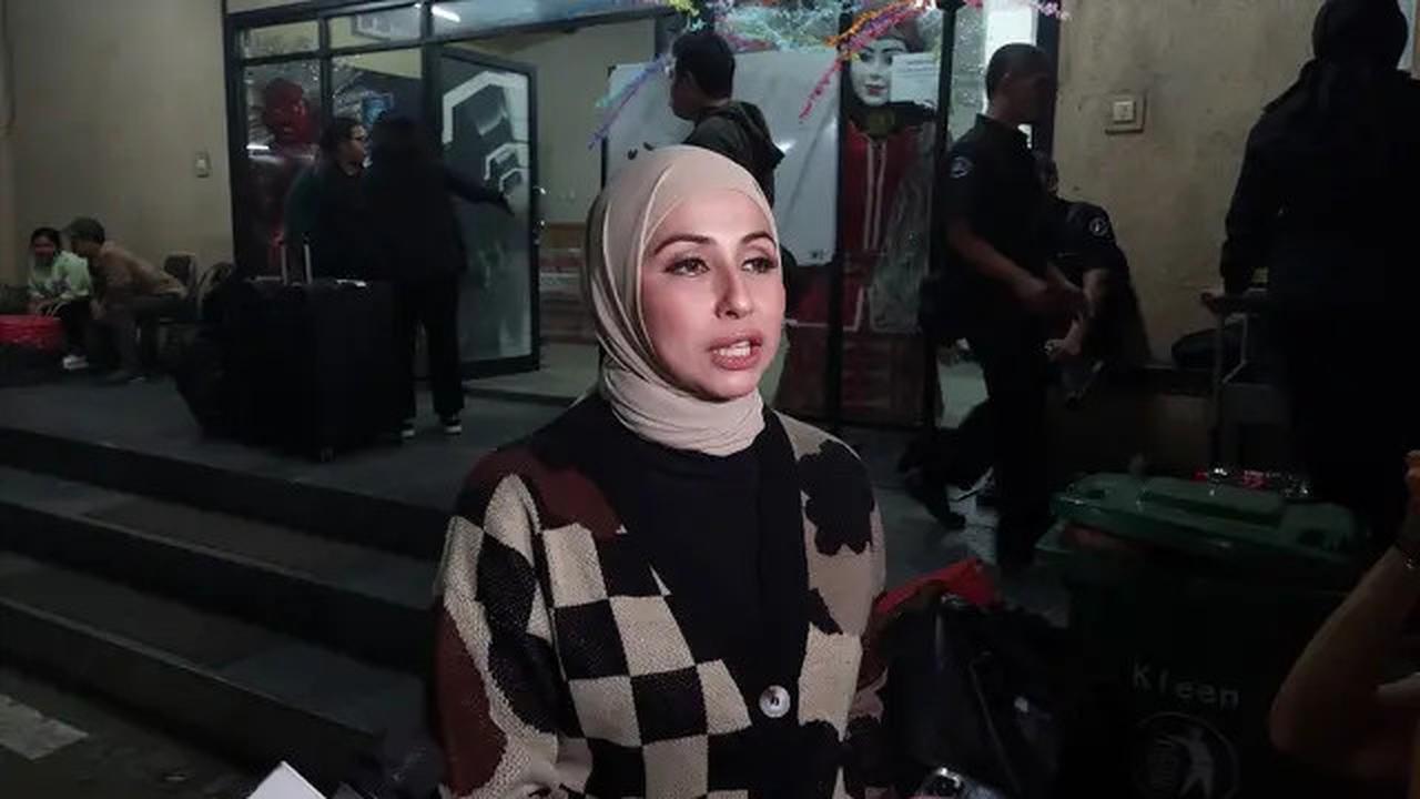 Deswita Maharani Buka Suara Soal Hubungan Steffi Zamora dan Nino Fernandez yang Terpaut 17 Tahun