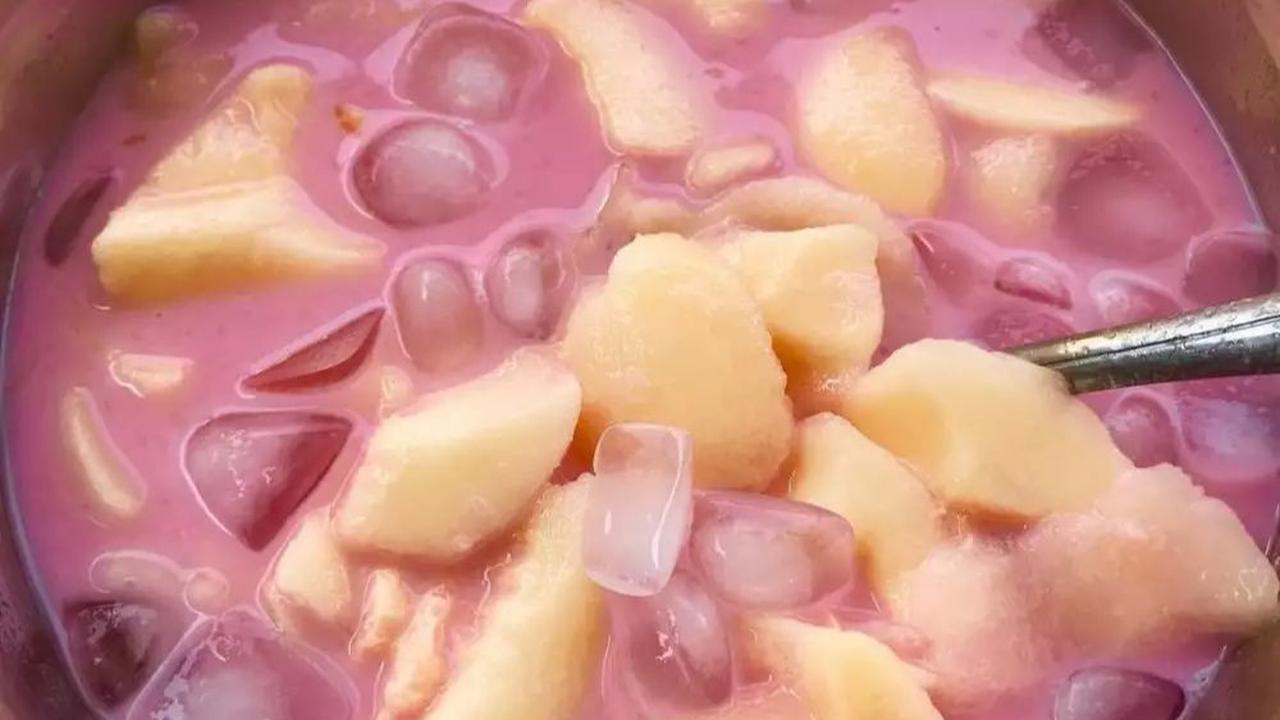 <b>8. Es Susu Timun Suri</b>