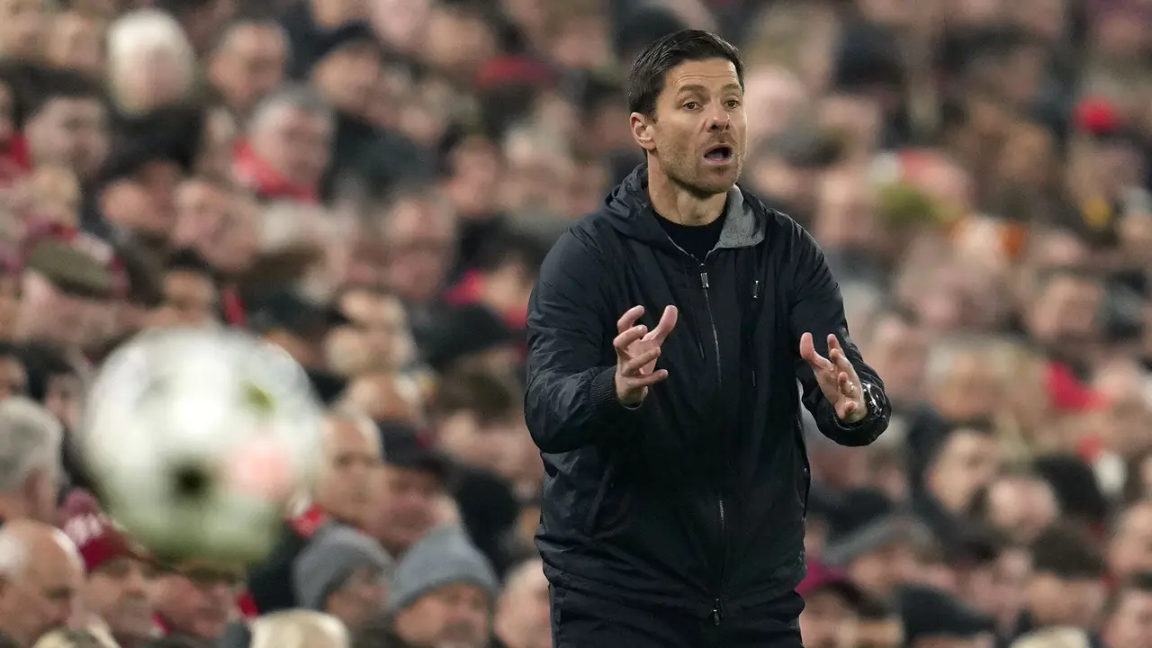 Foto: Reuni Xabi Alonso dengan Liverpool Berakhir Pahit, Bayer Leverkusen Dibantai 0-4 di Liga Champions