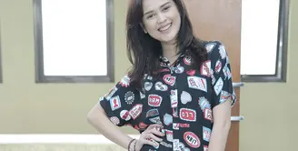 Bermain dalam drama kolosal, Cut Meyriska mengaku butuh waktu melakukan pendalaman tersendiri. Dalam sinetron kolosal Saur Sepuh The Series, Icut berperan sebagai Dewi Harnum. (Galih W Satria/dok Bintang.com)