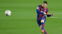 Lionel Messi. Striker dan kapten Barcelona asal Spanyol ini telah tampil dalam 340 laga dalam 10 tahun terakhir di Liga Spanyol. Musim ini genap 17 tahun memperkuat Barcelona sejak 2004/2005. Sebelumnya memperkuat Barcelona B dan C hingga akhirnya ditarik ke tim utama Barcelona. (AFP/Lluis Gene)