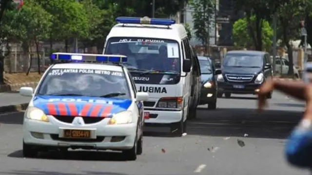 Pengawal ambulans harus dari kepolisian